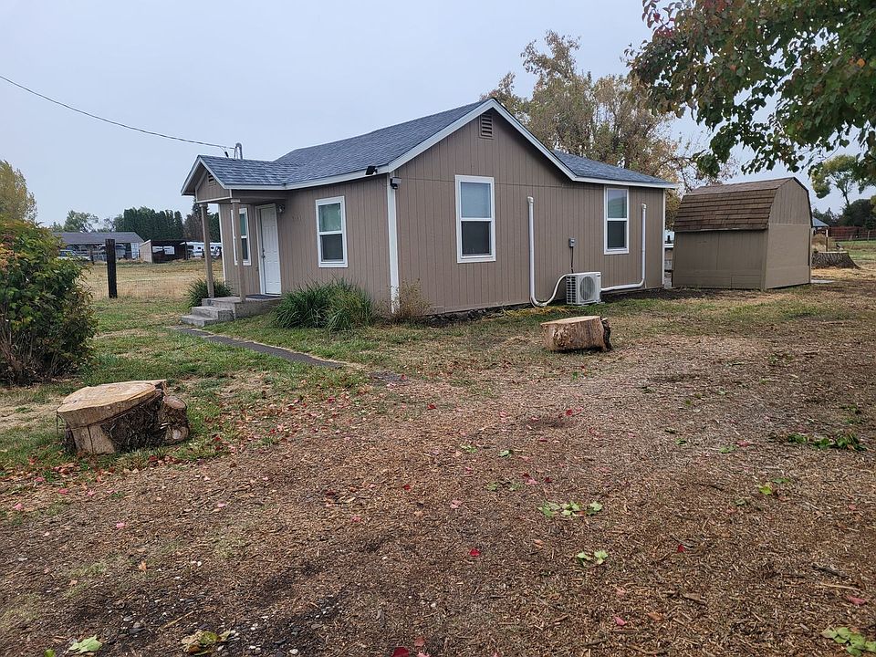 1st image of 3306 Derby St