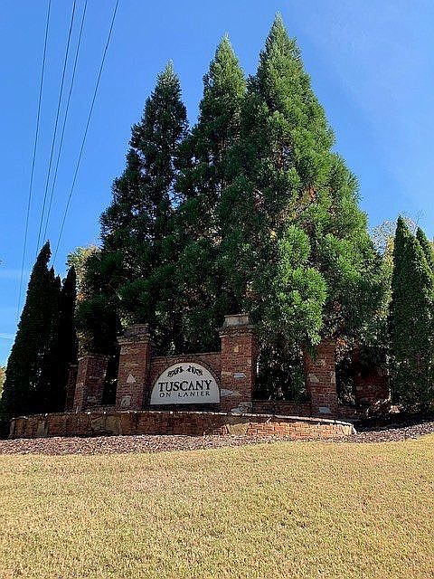 1st image of 55 Via Toscana