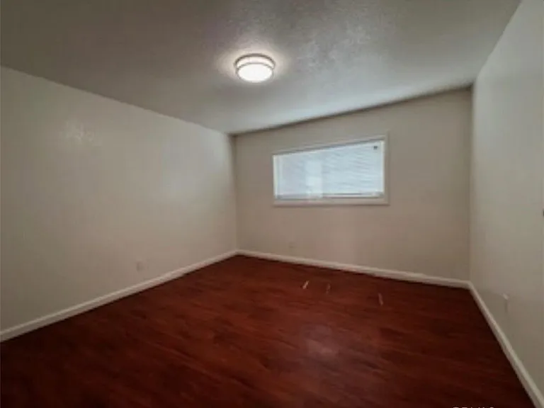 1064 Waters Ave — Photo 9