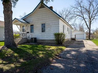 228 Maine St, Mauston, WI 53948