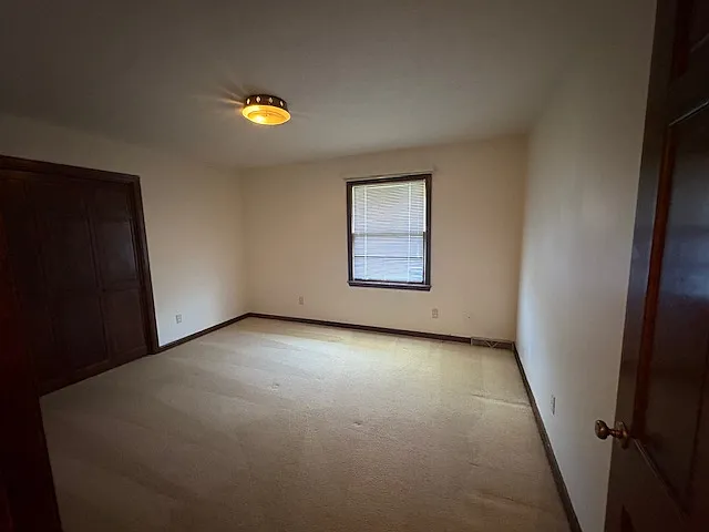 5809 Holston Dr — Photo 6