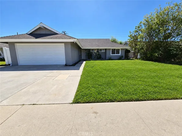 10142 Forrestal Dr, Huntington Beach, CA 92646