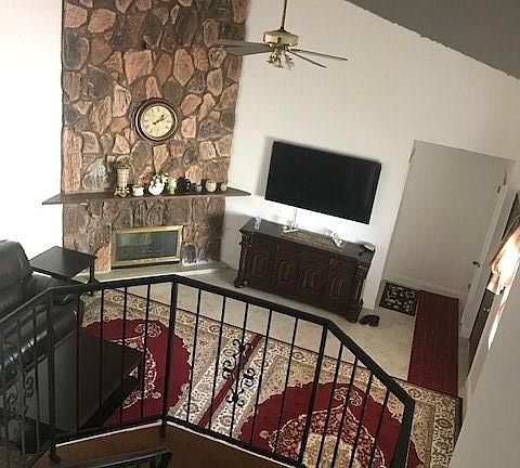 4th image of 8241 Willeta Ave