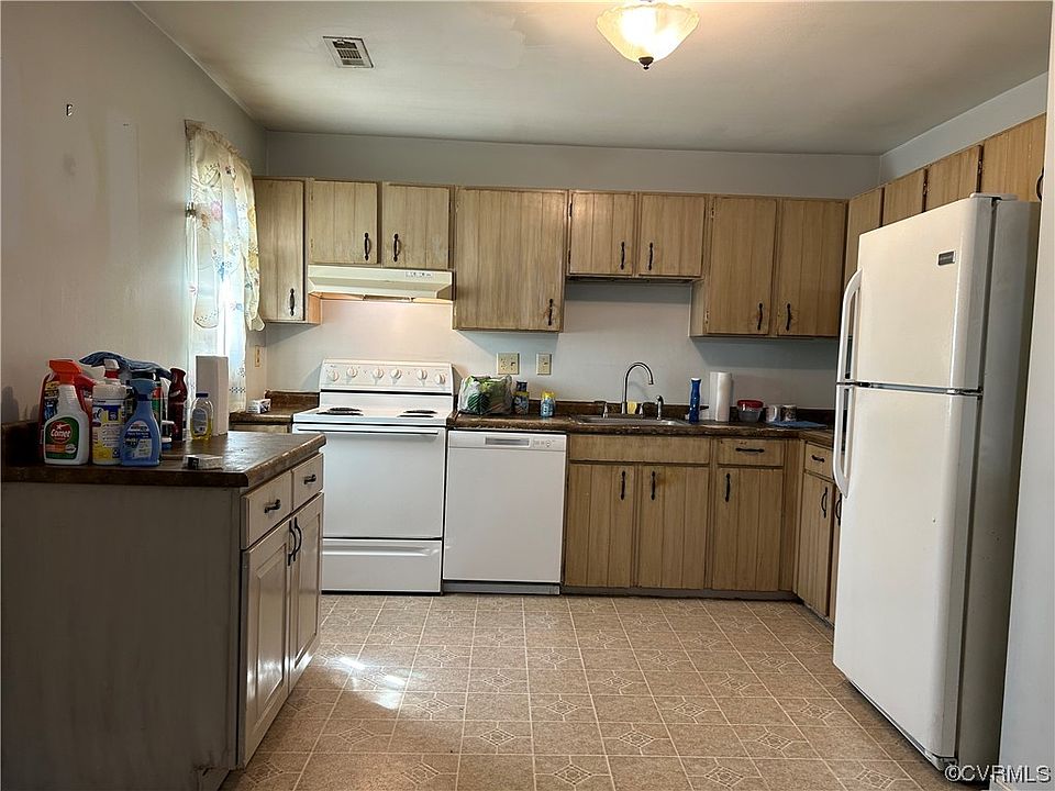 2nd image of 4501 Scotlow Cir