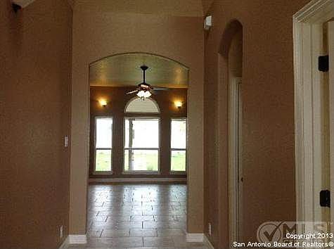 4th image of 15517 Hill Ln