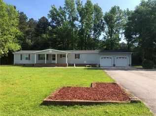 158 Doodlebugs Dr, Pembroke, NC 28372
