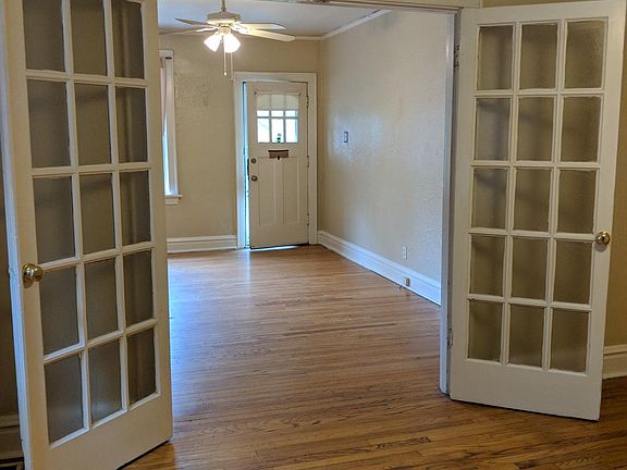 4th image of 3825-3827 Dunnica Ave