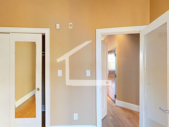 385W5ec2dae12f493