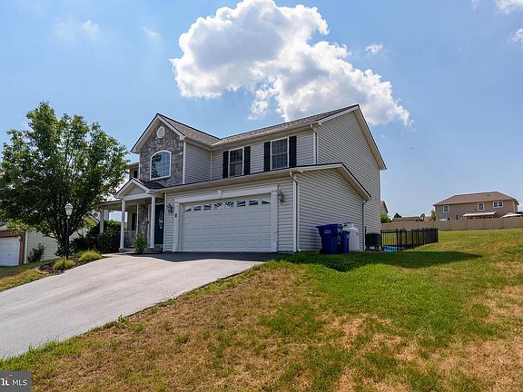 4th image of 3207 Jonagold Dr