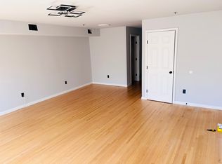 43 Seabury St Floor 2, Newark, NJ 07104