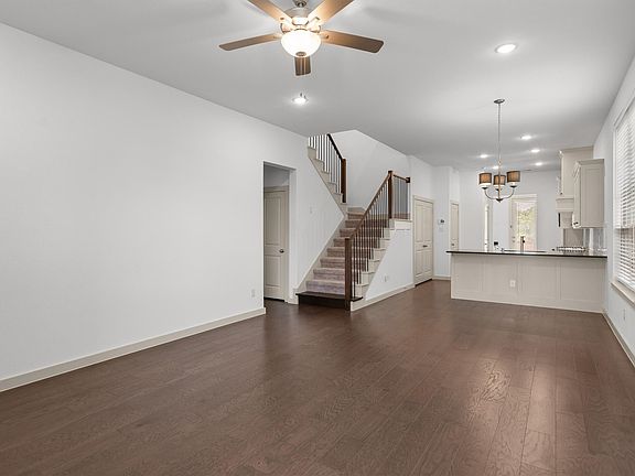 3rd image of 1163 Lake City Ave