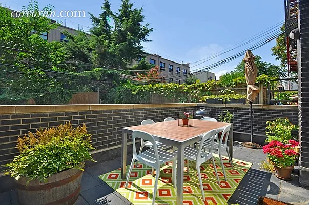 Sold by Corcoran | media 2