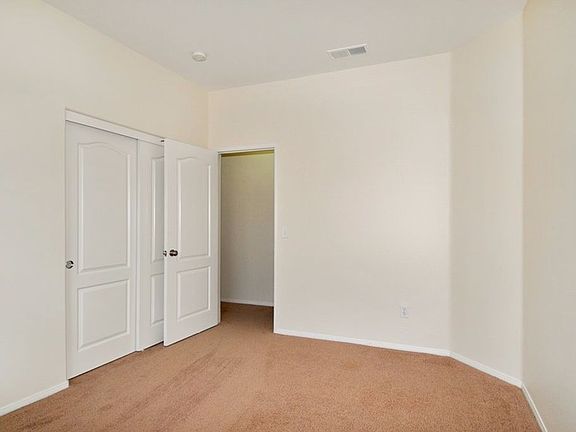 3rd image of 258 Starboard Ct