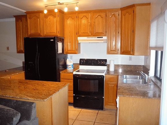 3rd image of 7855 Cowles Mountain Ct Unit A30