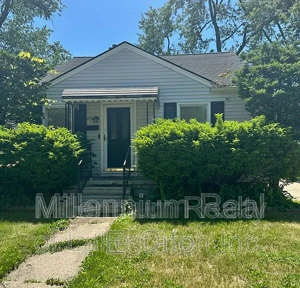 650 Lebaron Ave — Photo 1