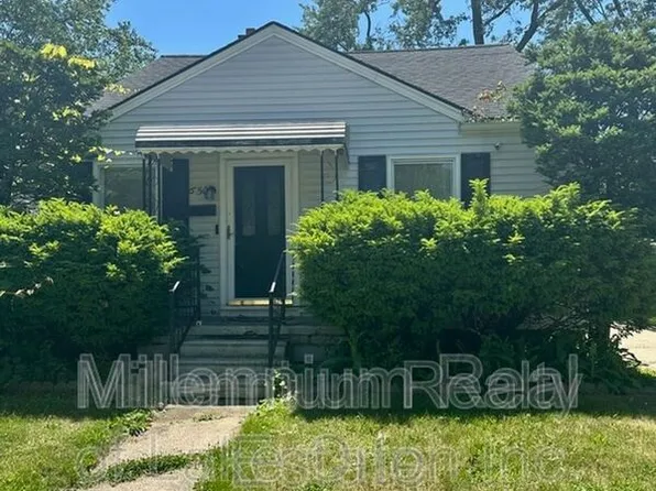 650 Lebaron Ave, Pontiac, MI 48340