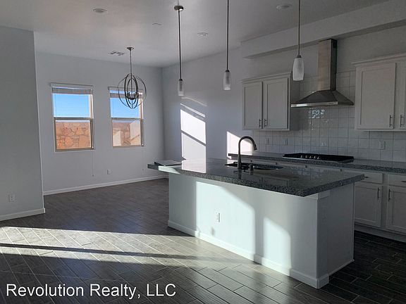 4th image of 2423 Elena Way