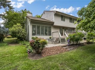 1 143rd Ave SE, Bellevue, WA 98007
