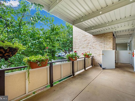 3rd image of 7551 Spring Lake Dr #C