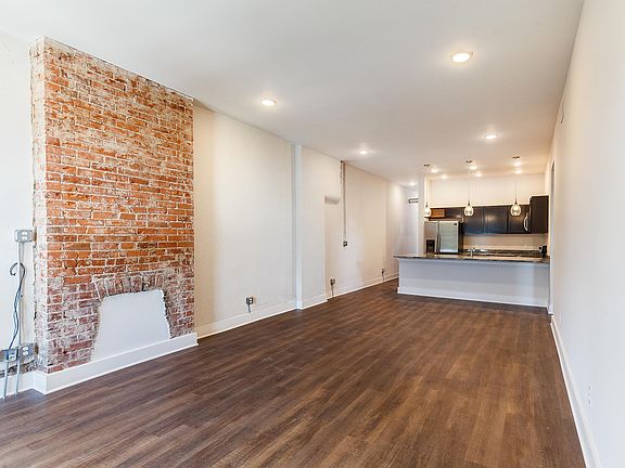 5th image of 2433-2435 Concord St #10867967