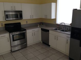 5437 NW 89th Ave, Sunrise, FL 33351