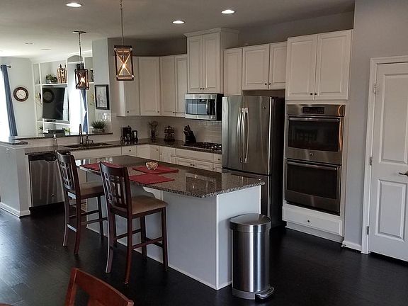 2nd image of 7759 Milton Cir