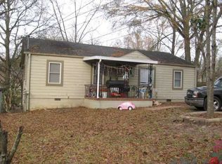 621 Drewry Ln, Griffin, GA