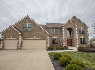12606 Calumet Cir, Strongsville, OH 44149
