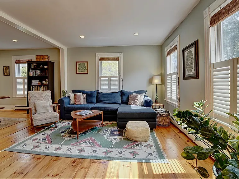 9 Newson Ave — Photo 9