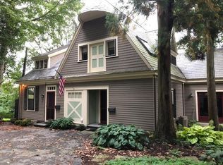 448 Gibbs Ave APT A, Newport, RI 02840