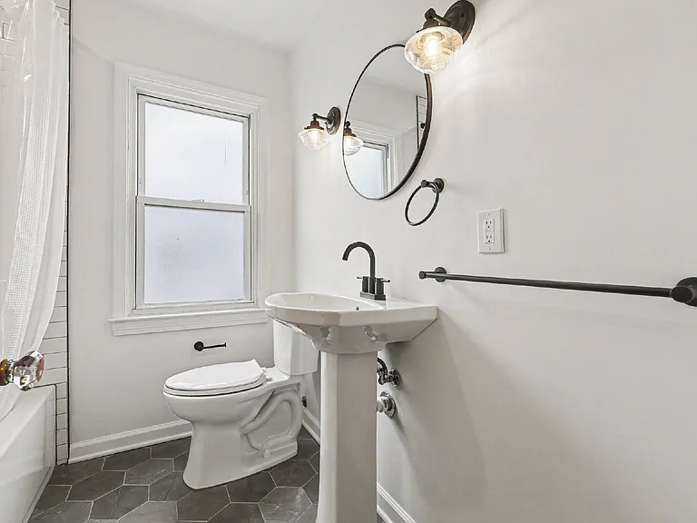21727 California St — Photo 12