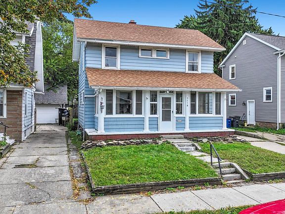 2nd image of 4118 Parrakeet Ave