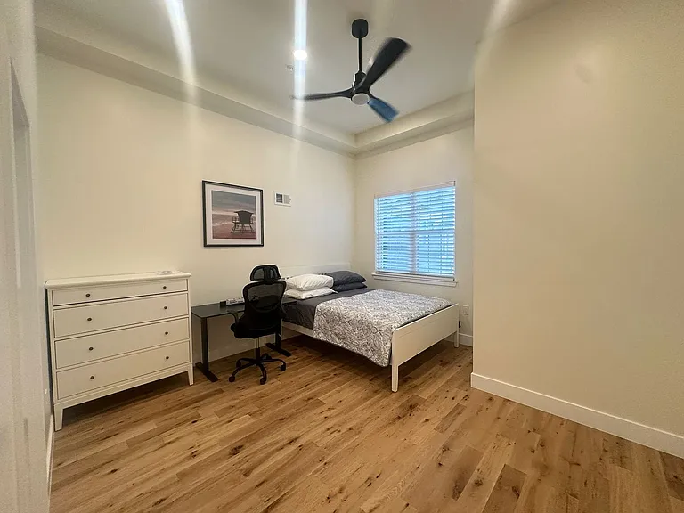 4029 Powelton Ave — Photo 16