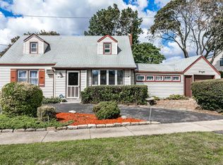 280 N Cottage St, Valley Stream, NY 11580
