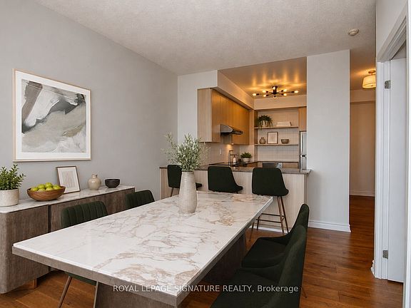 3rd image of 33 Lombard St #3204