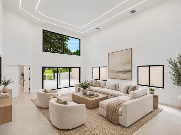 5068 VIA DE AMALFI Drive, Boca Raton, FL 33496