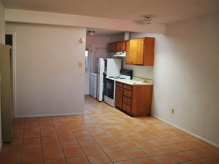 812 Calle Anaya S #1 — Photo 7