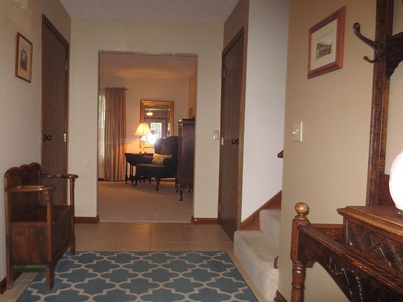 4th image of 401 Rankin Dr