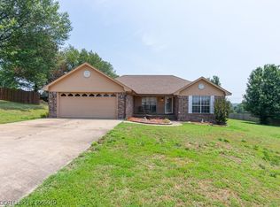 3220 32nd Ter, Van Buren, AR 72956