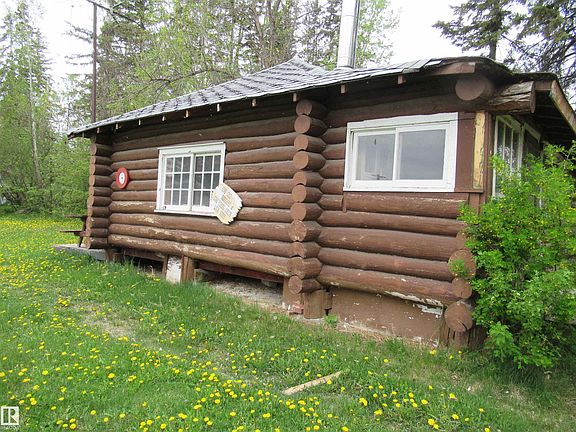 2nd image of 5817 49th St