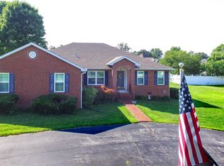 555 Maple Springs Rd, Manchester, TN 37355