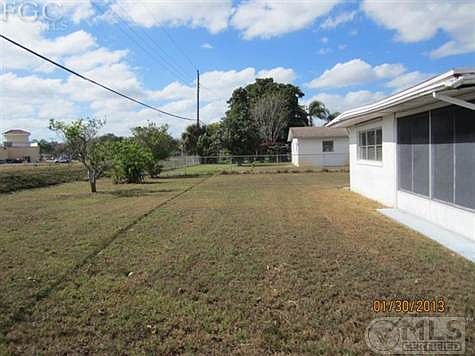 2nd image of 1304 Farmdale St