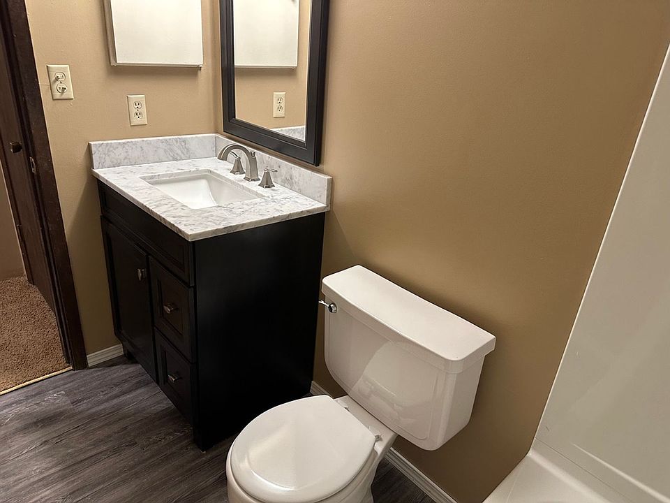 KUCountry Club Apts Apartment Rentals Augusta, KS Zillow