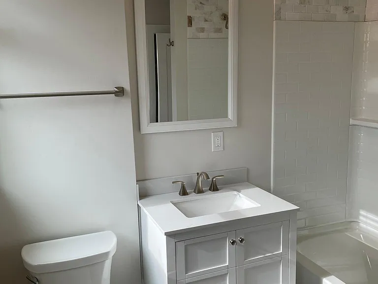941 Broadway #1 — Photo 3