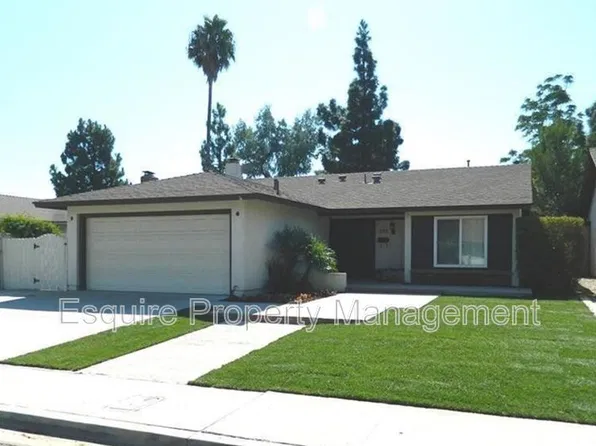 355 Nueve Ct, Camarillo, CA 93012