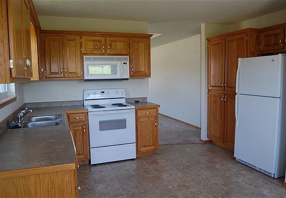 Kitchen from rear entry