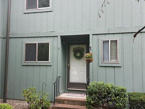 3rd image of 128 Highland St Unit C
