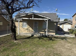 3925 Mennes Ave, Riverside, CA 92509