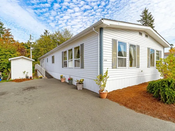 2574 Heron Way, East Saanich 2, BC V8M 2E1