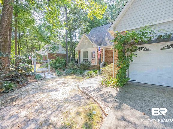 4th image of 198 Rolling Hill Dr